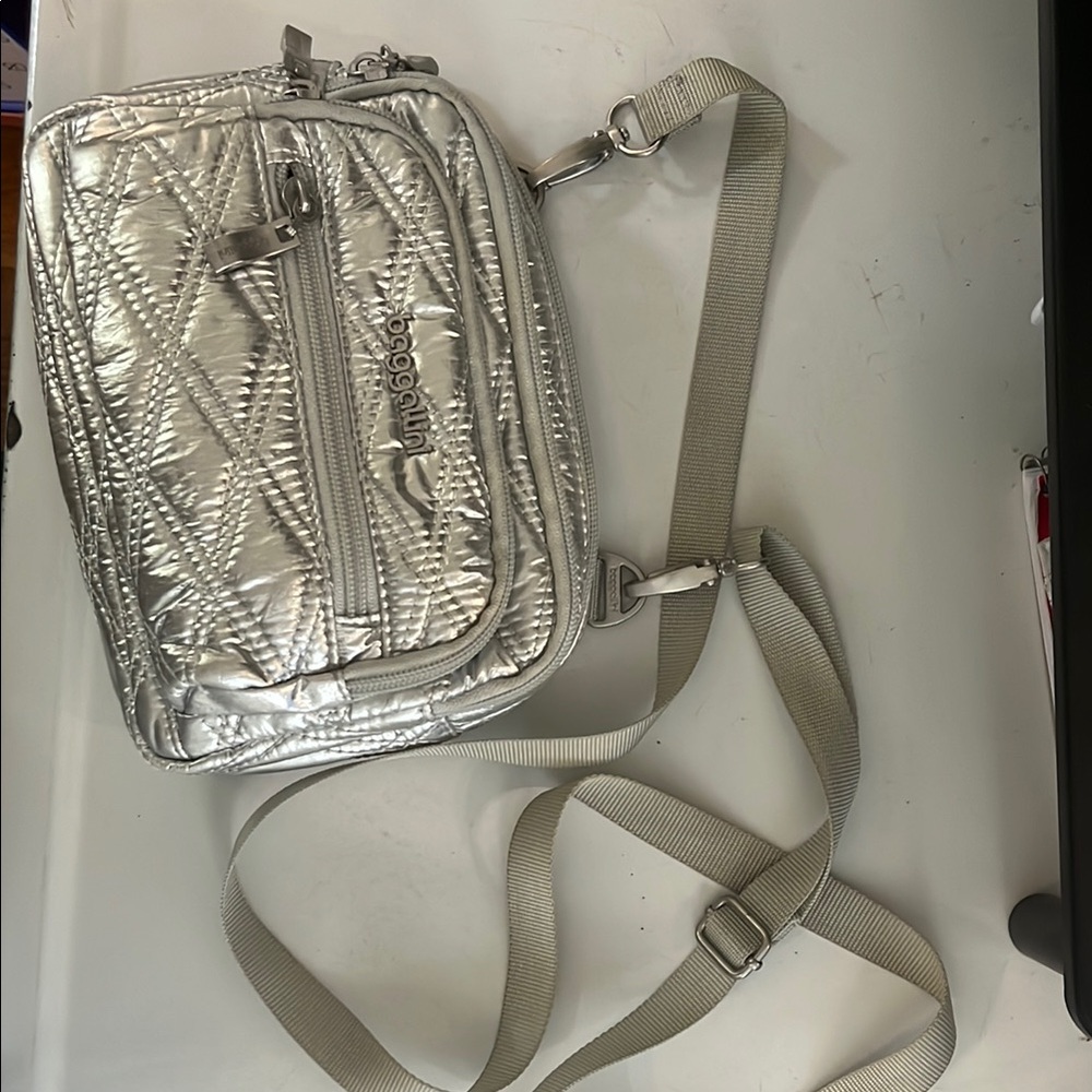 Baggalini Silver Quilted Crossbody Bag/ Fanny Pack